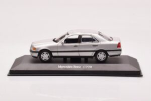 Mercedes C-Class W202 C220 Hõbedane Minichamps 1:43