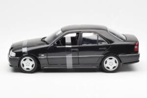 Mercedes C-Class W202 C36 AMG Must Metallik UT Models 1:18 26102 Metall - pilt 3/6