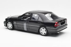 Mercedes C-Class W202 C36 AMG Must Metallik UT Models 1:18 26102 Metall - pilt 5/6