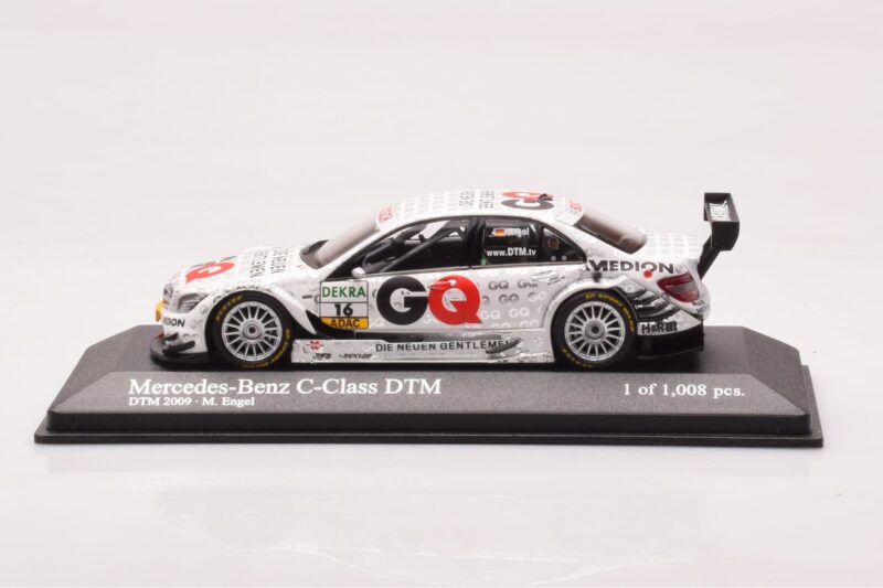 Mercedes C-Class W204 DTM GQ AMG Mercedes #16 Engels DTM 2009 Minichamps 1:43 400093816 Metall