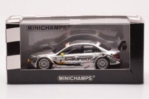 Mercedes C-Class W204 DTM Team AMG Mercedes #8 R. Schumacher DTM 2010 Minichamps 1:43 400103908 Metall - pilt 4/4