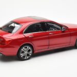 Mercedes C-Class W205 Punane Metallic Asia Exclusive Norev 1:18 - image 3 of 8
