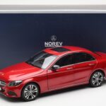 Mercedes C-Class W205 Punane Metallic Asia Exclusive Norev 1:18 - image 8 of 8