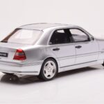 Mercedes C36 AMG W202 Hõbedane Otto 1:18 - image 2 of 6