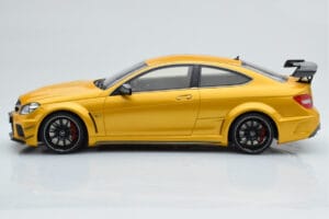 Mercedes C63 AMG W204 Black Series Kuldne GT Spirit 1:18 GT034 Vaik - pilt 3/6