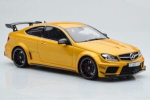 Mercedes C63 AMG W204 Black Series Kuldne GT Spirit 1:18 GT034 Vaik - pilt 4/6