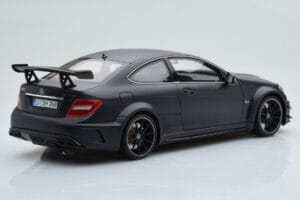 Mercedes C63 AMG W204 Black Series Matt Must GT Spirit 1:18 GT843 Vaik - pilt 2/6