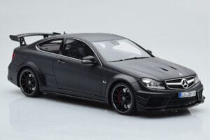 Mercedes C63 AMG W204 Black Series Matt Must GT Spirit 1:18 GT843 Vaik - pilt 4/6