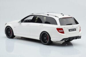 Mercedes C63 AMG S204 T-Model Valge GT Spirit 1:18 GT147 Vaik - pilt 5/8