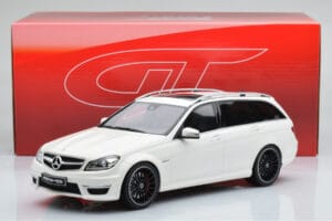 Mercedes C63 AMG S204 T-Model Valge GT Spirit 1:18 GT147 Vaik - pilt 8/8