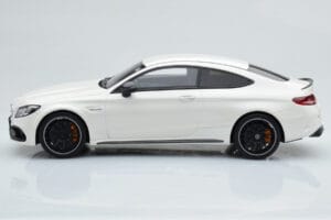 Mercedes C63S AMG C205 Coupe Valge GT Spirit 1:18 B66965707 Vaik - pilt 3/6