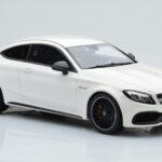 Mercedes C63S AMG C205 Coupe Valge GT Spirit 1:18 - image 4 of 6