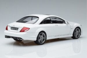 Mercedes CL63 AMG C216 Valge AUTOart 1:18 76167 Metall - pilt 2/6