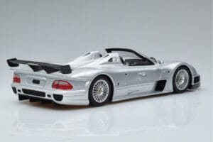 Mercedes CLK GTR Roadster Hõbedane GT Spirit 1:18 GT155 Vaik - pilt 2/6