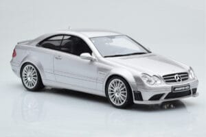 Mercedes CLK63 AMG C209 Coupe Hõbedane Otto 1:18 OT227 Vaik - pilt 4/6