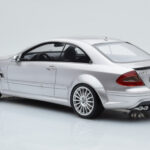 Mercedes CLK63 AMG C209 Coupe Hõbedane Otto 1:18 - image 5 of 6
