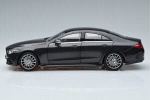 Mercedes CLS Coupe C257 Norev 1:18 B66960546 Metall - pilt 4/7