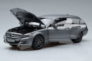 Mercedes CLS Shooting Brake X218 Alanite Hall Norev 1:18 B66960117 Metall - pilt 2/7
