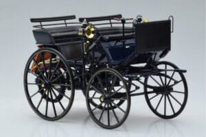 Mercedes Daimler Motorkutsche Tumesinine Norev 1:18 183700 Metall - pilt 4/6