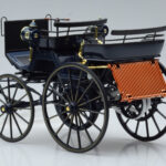 Mercedes Daimler Motorkutsche Tumesinine Norev 1:18 - image 5 of 6