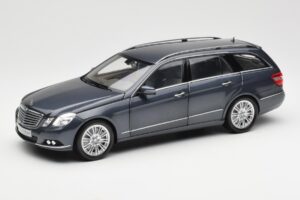 Mercedes E-Class S212 T-Model Tenorit Hall Metallic Minichamps 1:18