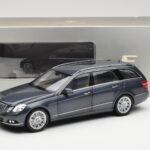 Mercedes E-Class S212 T-Model Tenorit Hall Metallic Minichamps 1:18 - image 8 of 8