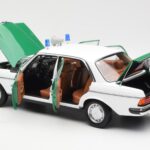 Mercedes E-Class W123 Polizei Norev 1:18 - image 5 of 8
