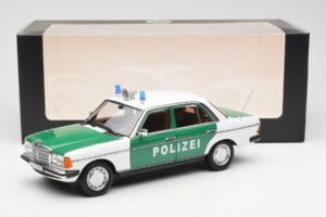 Mercedes E-Class W123 Polizei Norev 1:18 B66040676 Metall - pilt 8/8