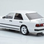 Mercedes E-Class W124 Tuning Valge MCG 1:18 - image 5 of 6