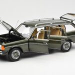 Mercedes 230T W123 T-Model Roheline Metallik Norev 1:18 - image 2 of 8