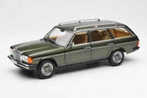 Mercedes 230T W123 T-Model Roheline Metallik Norev 1:18