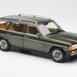 Mercedes 230T W123 T-Model Roheline Metallik Norev 1:18 - image 6 of 8
