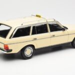Mercedes 230T W123 T-Model Takso Norev 1:18 - image 3 of 8