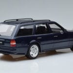 Mercedes E36 AMG S124 Sinine Otto 1:18 OT753 Vaik - image 2 of 6