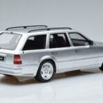 Mercedes E36 AMG S124 Hõbedane Otto 1:18 OT889 Vaik - image 2 of 6