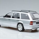 Mercedes E36 AMG S124 Hõbedane Otto 1:18 OT889 Vaik - image 5 of 6