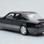 Mercedes E60 AMG W124 Must Otto 1:18 - image 5 of 6