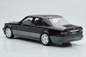 Mercedes E60 AMG W124 Must Otto 1:18 OT131 Vaik - pilt 5/6