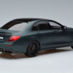 Mercedes E63 AMG Brabus 800 W213 Roheline GT Spirit 1:18 - image 2 of 6
