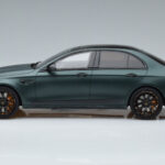 Mercedes E63 AMG Brabus 800 W213 Roheline GT Spirit 1:18 - image 3 of 6