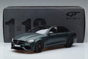 Mercedes E63 AMG Brabus 800 W213 Roheline GT Spirit 1:18 GT208 Vaik - pilt 6/6