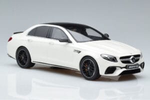 Mercedes AMG E63 S W213 Valge GT Spirit 1:18 B66965711 Vaik - pilt 4/6