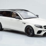 Mercedes AMG E63 S S213 T-Model Valge GT Spirit 1:18 - image 4 of 6