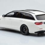 Mercedes AMG E63 S S213 T-Model Valge GT Spirit 1:18 - image 5 of 6