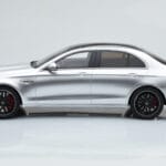 Mercedes AMG E63 S W213 Hõbe GT Spirit 1:18 - image 3 of 6