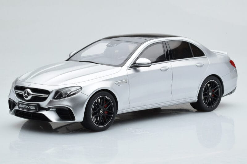 Mercedes AMG E63 S W213 Hõbe GT Spirit 1:18