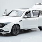 Mercedes EQC 400 Diamond Valge NZG 1:18 - image 2 of 8