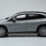 Mercedes EQE SUV X294 AMG Line Alpine Hall NZG 1:18 - image 4 of 8