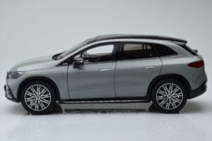 Mercedes EQE SUV X294 AMG Line Alpine Hall NZG 1:18 B66960837 Metall - pilt 4/8