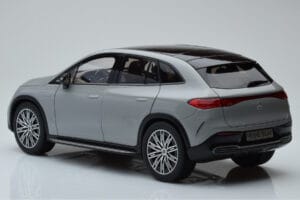 Mercedes EQE SUV X294 AMG Line Alpine Hall NZG 1:18 B66960837 Metall - pilt 7/8